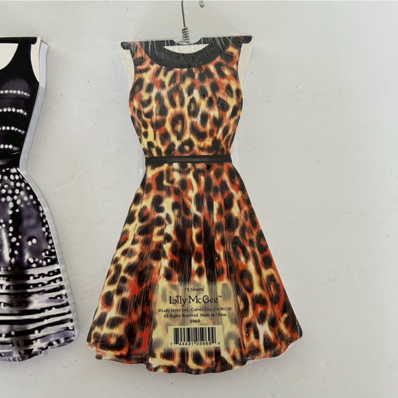 LILYMCGEE BLOCK NOTES DRESSES WITH HANGERS SOME NWT - Picture 4 of 9